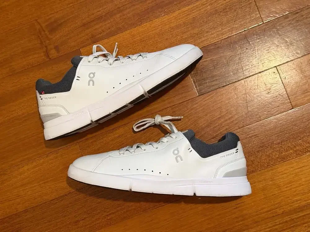 On Cloud On The Roger Advantage White/Gray Sneakers OnCloud Size 11